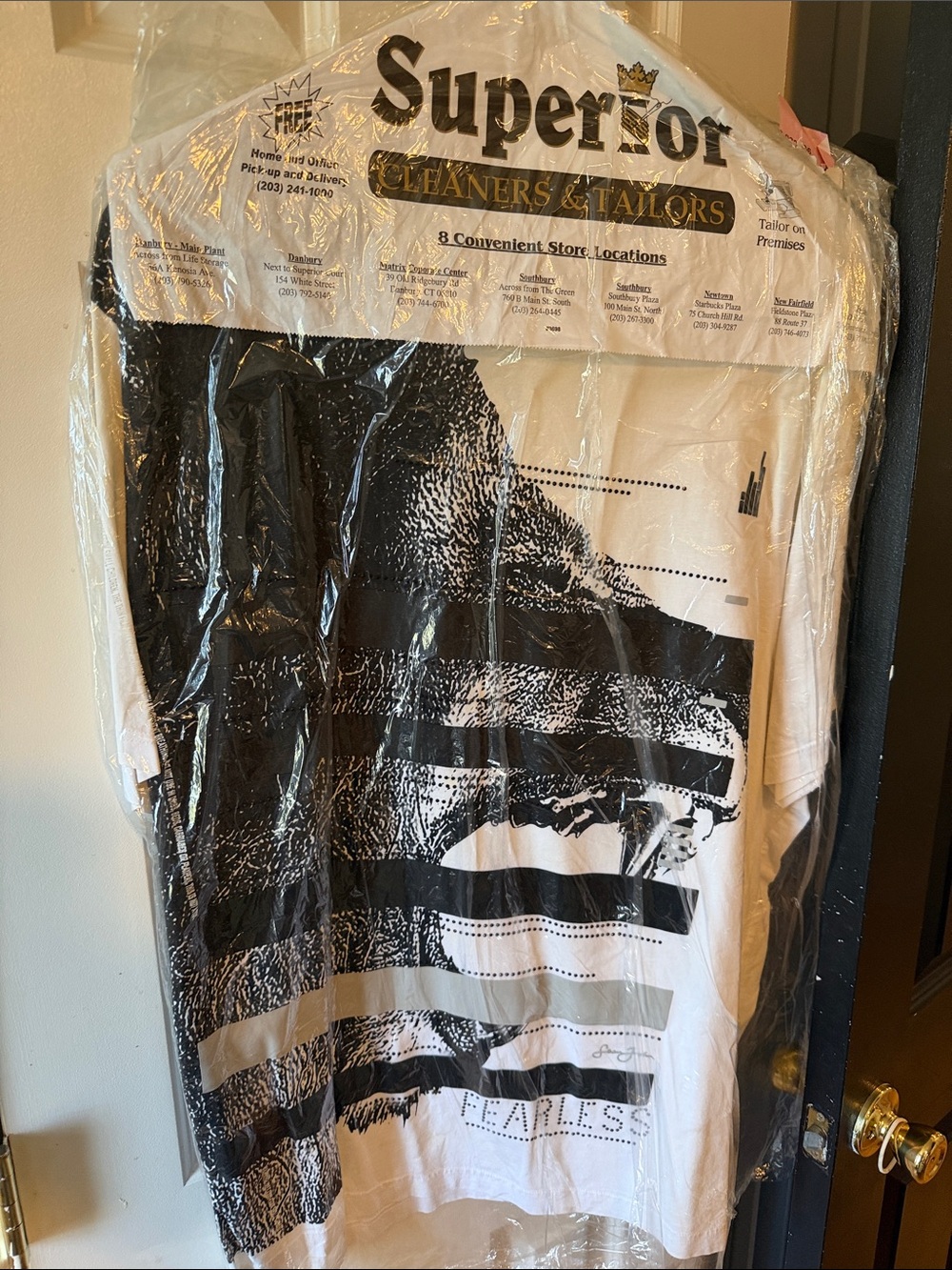 Sean John White Tee with Black Brand Tag